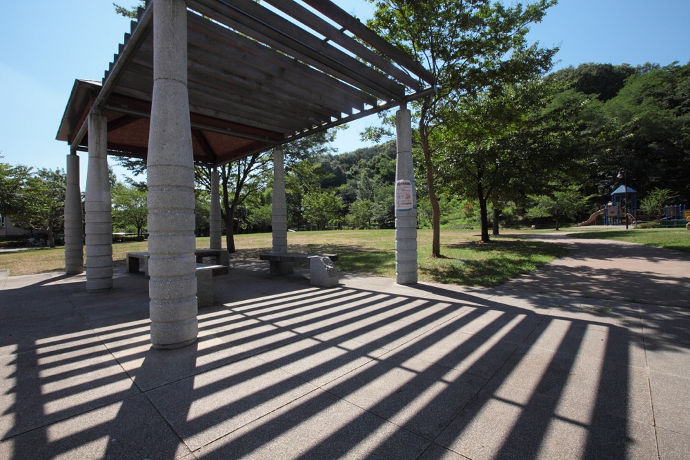 大丸公園の休憩所